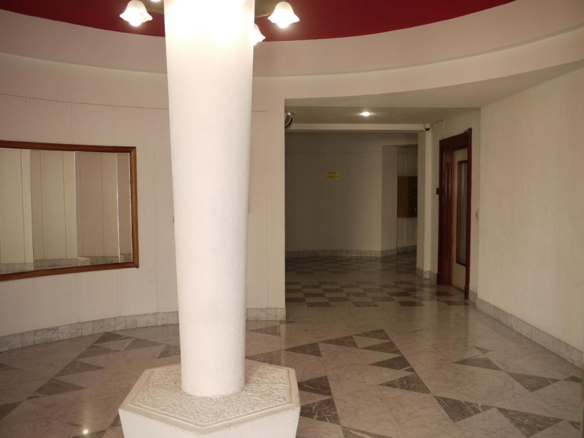 Beach - A Modern Studio Flat In Central Ницца Экстерьер фото